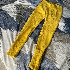 Alphalete yellow leggings